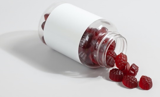 Gummies vs Capsules: What’s Better for Your Health Supplements?